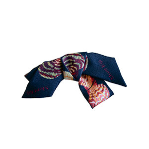 seashell printed off navy color silk bow broach
