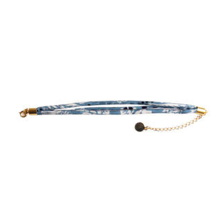 bandana light blue and white silk bracelet