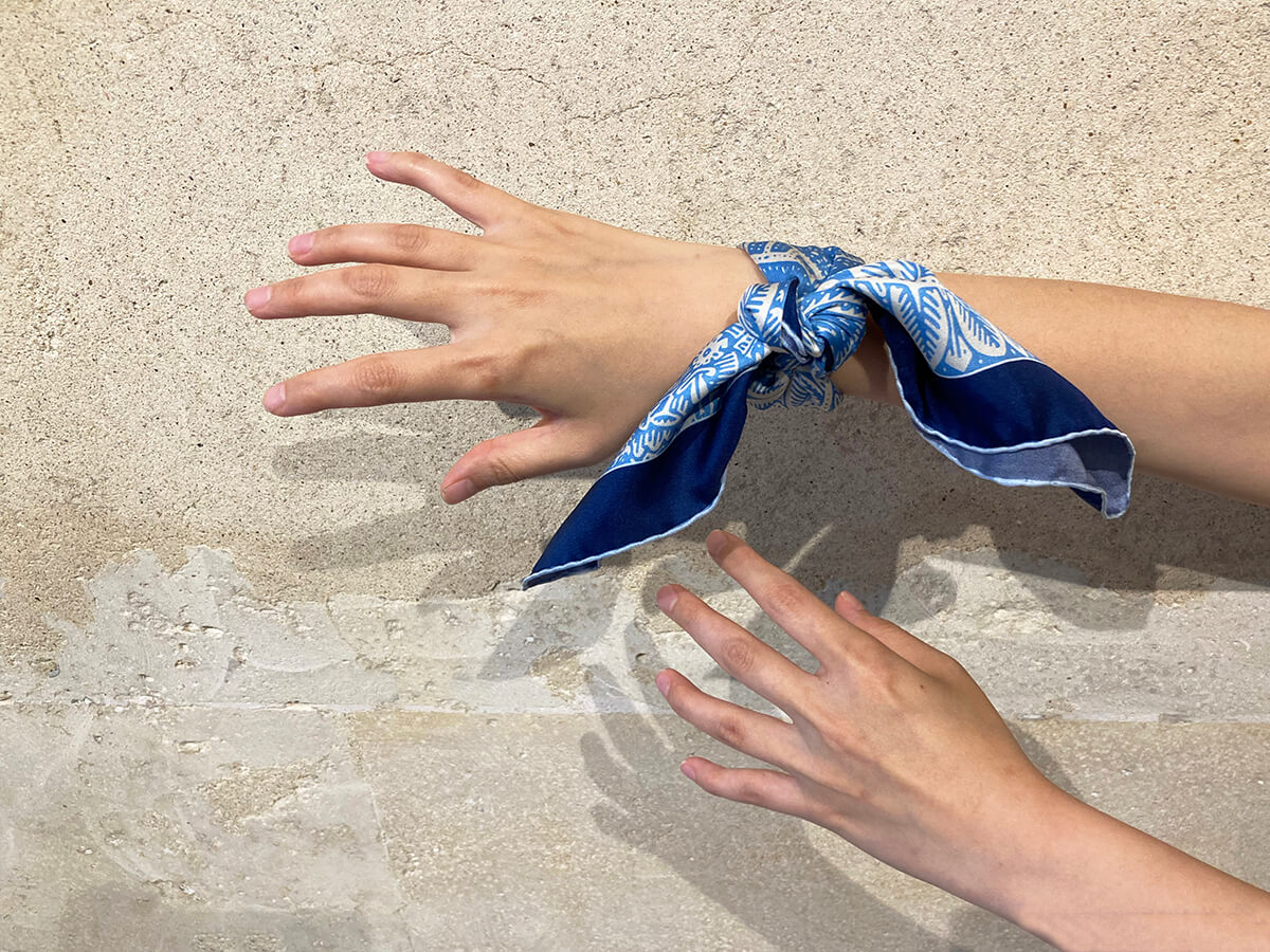 miniwonder-blueblue-silkscarf