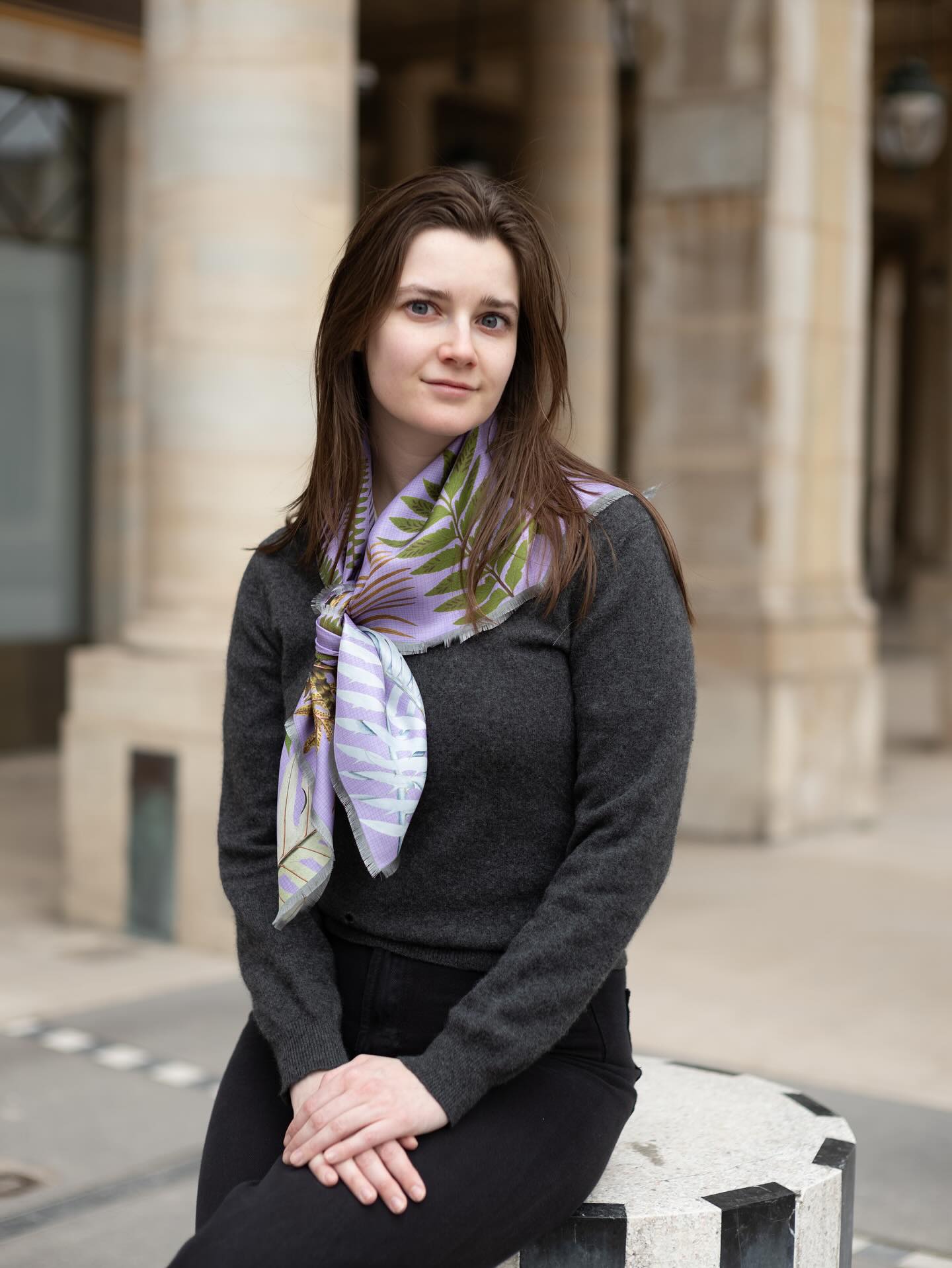 When timeless Paris meets modern grace

 #TreeOfLifeScarf #SilkScarfStyle #LuxuryAccessories #ArtOnSilk #SlowFashion #BotanicalBeauty #ScarfSeason #WearYourRoots  #silkscarf #silksquare #frenchsilk #frenchluxury #silkstyle #parisianstyle #frencheleganve #luxuryaccessories #styleinsilk #woveninfrance #frenchcraftsmanship #artofsilk #slowluxury #freomfrancewithlove  #madeinfrance🇫🇷