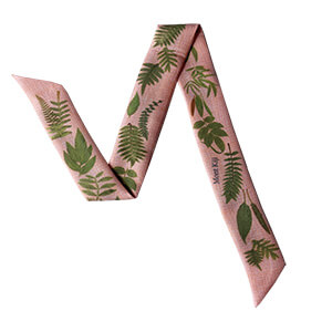 leaf pruned pale pink silk wristband